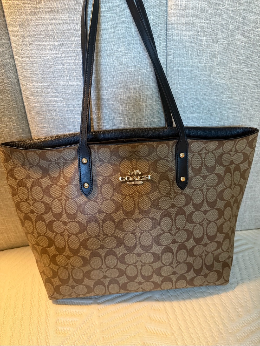 Coach Women's Town Tote Tan & Brown with Black - Very Good Condition